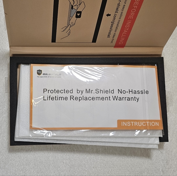 3 Pack Glass Screen Protector - Picture 6 of 8